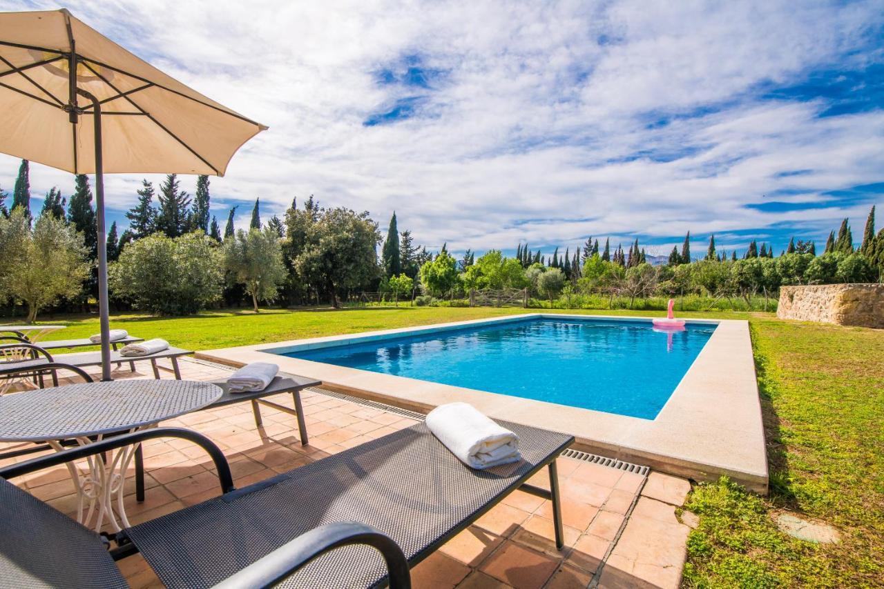Villa TRAUMHAFTE FAMILIEN-FINCA - 8 Gäste, Pool, Pferde&Hühner, Ruhe&Privatsphäre Sa Pobla Exterior foto